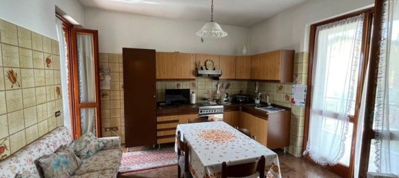 Villa de 3 dormitorios en Bonate Sopra, Italy No. 338625 4