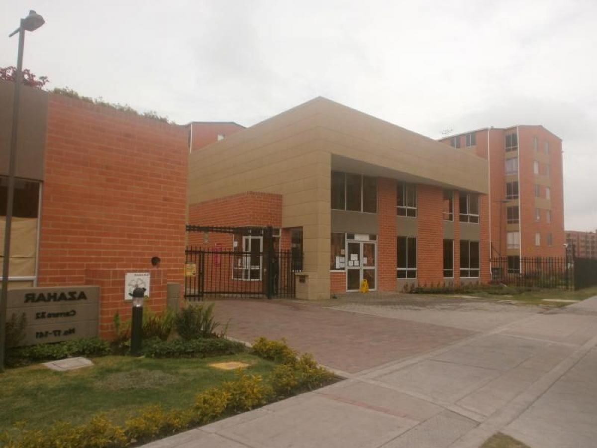 3 bedrooms House in Cundinamarca, Colombia No. 6013