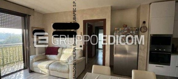 3 rooms Apartment in Cardano al Campo, Italy No. 3218 14