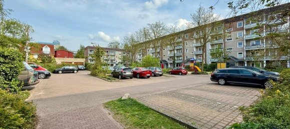 3 rooms Apartment in Neubrandenburg, Germany No. 302907 10