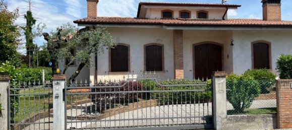 14 bedrooms House in Arcade, Italy No. 322859 23