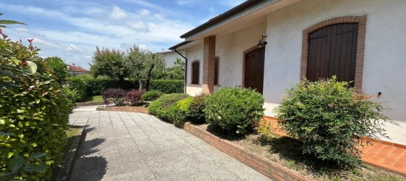 14 bedrooms House in Arcade, Italy No. 322859 20