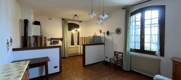 14 bedrooms House in Arcade, Italy No. 322859 5