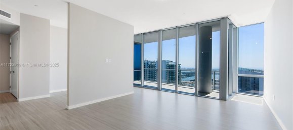 5 bedrooms Commercial property for sale in Miami, Miami-Dade, Florida, USA № 614675 20