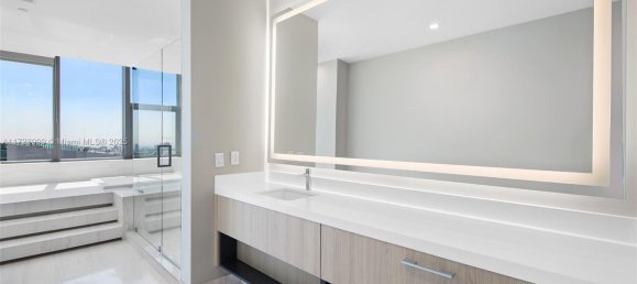 5 bedrooms Commercial property for sale in Miami, Miami-Dade, Florida, USA № 614675 18