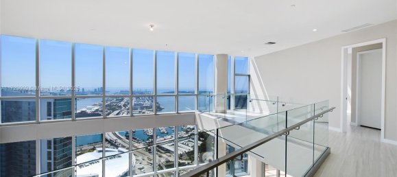 5 bedrooms Commercial property for sale in Miami, Miami-Dade, Florida, USA № 614675 11