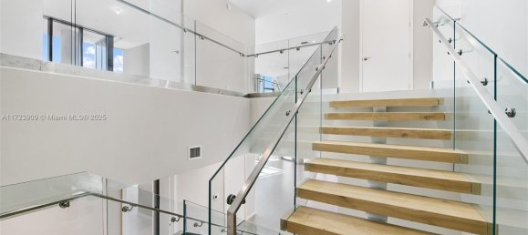 5 bedrooms Commercial property for sale in Miami, Miami-Dade, Florida, USA № 614675 21
