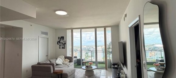 2 dormitorios propiedad comercial en alquiler en Miami, Miami-Dade, Florida, USA № 615221 15