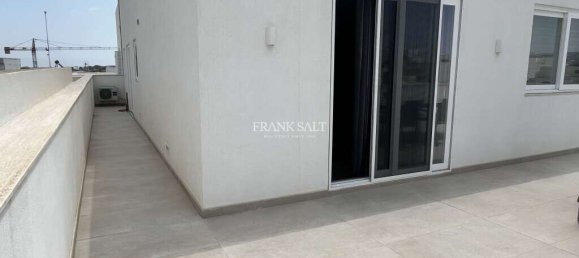 2 chambres Penthouse à Zebbug, Malta No. 8171 12