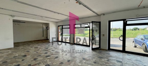 4-Zimmer Gewerbliche Immobilie in Vigonovo, Italy, Nr. 281964 15