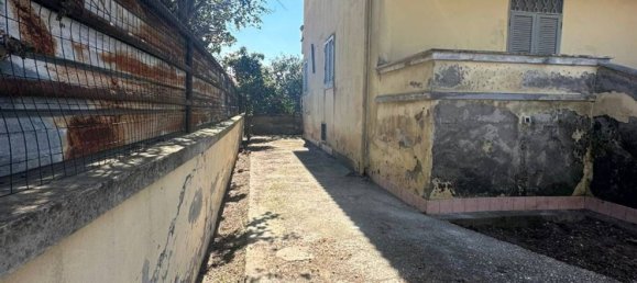 4 rooms Villa in Castel Volturno, Italy No. 131785 5