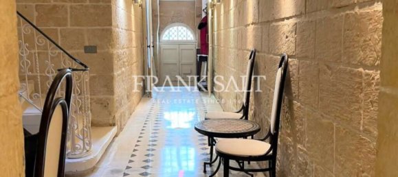 Таунхаус с 3 спальнями в Валлетта, Мальта № 8299 2