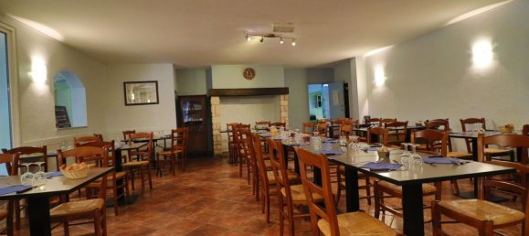 Propriété commerciale à Saint-Gervais-la-Forêt, France 396m² No. 263190 6