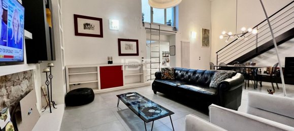 3 rooms Apartment in Lucca, Italy No. 16799 5