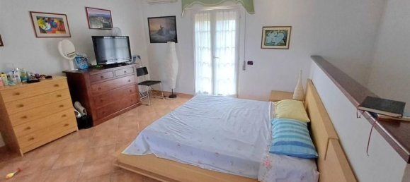 2غرفة منزل في Massa, Italy رقم 306984 11