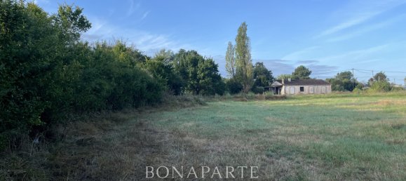 3 bedrooms House in Talais, France No. 358005 7