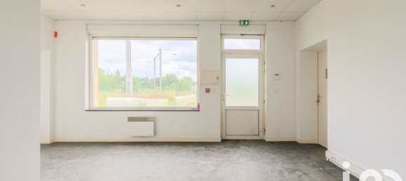 160m² Building in La Chapelle-d'Armentieres, France No. 60793 9