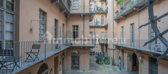 Квартира с 1 спальней в Турин, Италия № 338316 11