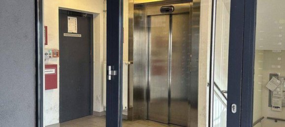 Garage in Mariahilf, Austria No. 153771 3