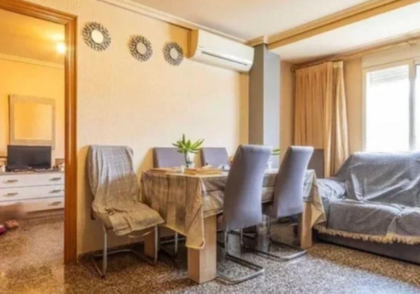 3 bedrooms Apartment in Valencia, Spain No. 271617