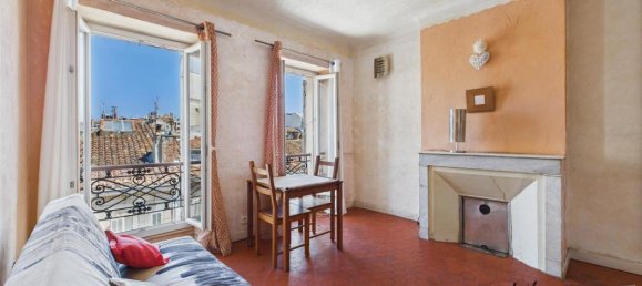 Квартира с 2 комнатами в Марсель, Франция № 294744 3