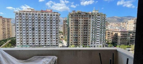 3 chambres Appartement à Palermo, Italy No. 59848 15