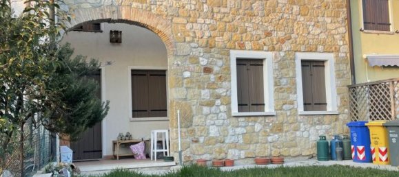 6 rooms House in Castelcucco, Italy No. 234823 2