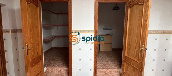 4 bedrooms House in Aguilas, Spain No. 155128 9