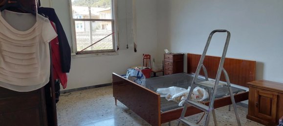 4 rooms Apartment in Dronero, Italy No. 152132 10