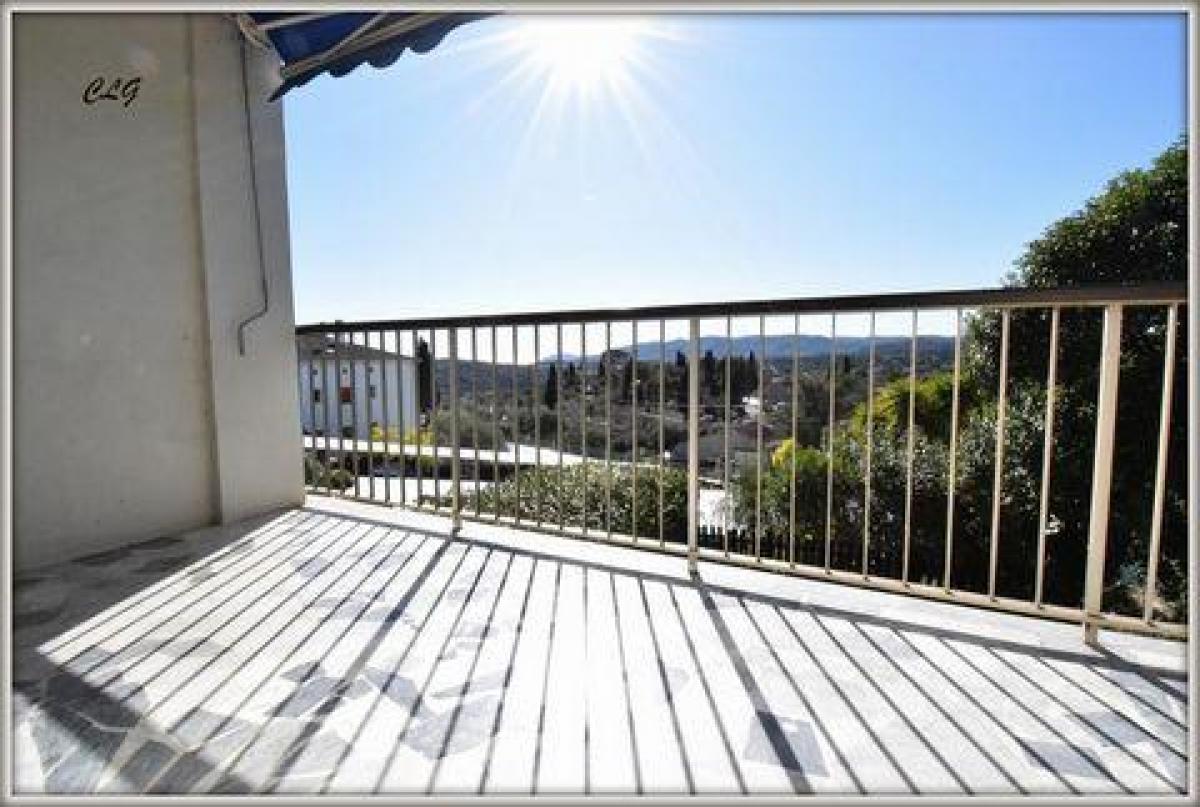 Apartamento com 2 quartos em condomínio em Grasse, France N.º 4210