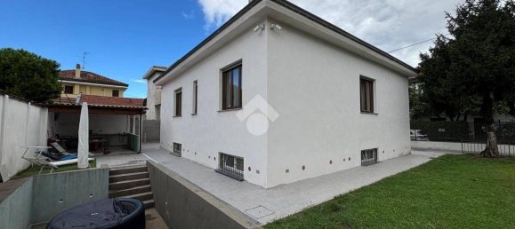 Villa de 3 dormitorios en Rho, Italy No. 314106 23