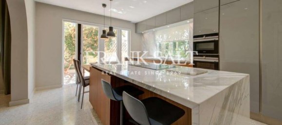 4 bedrooms Villa in San Gwann, Malta No. 10204 6