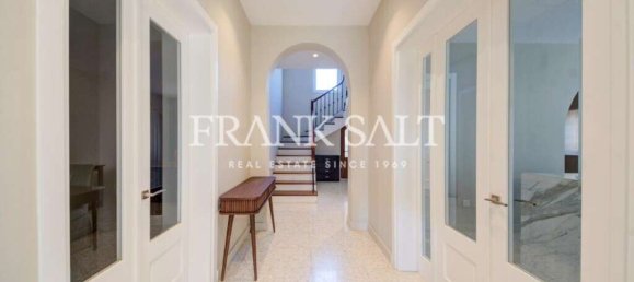 4 bedrooms Villa in San Gwann, Malta No. 10204 22
