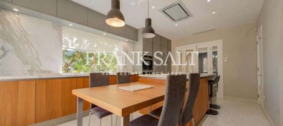 4 bedrooms Villa in San Gwann, Malta No. 10204 4