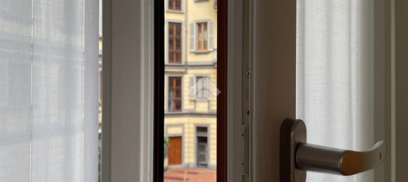 3 bedrooms Apartment in Milan, Italy No. 364233 5