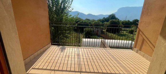 Дом с 4 комнатами в Ачерно, Италия № 146363 2