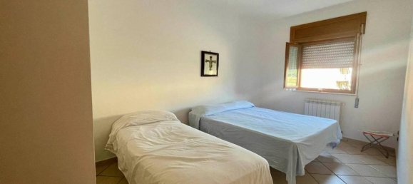 Дом с 4 комнатами в Ачерно, Италия № 146363 8