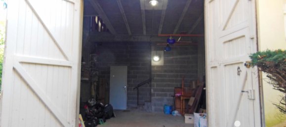 Casa de 7 dormitorios en Vineuil, France No. 158448 17