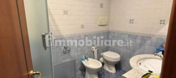 3 Schlafzimmer Wohnung in Naples, Italy, Nr. 283651 29