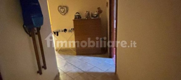 3 Schlafzimmer Wohnung in Naples, Italy, Nr. 283651 20