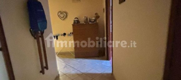 3 Schlafzimmer Wohnung in Naples, Italy, Nr. 283651 18