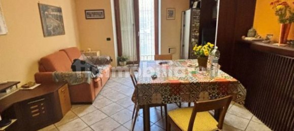 3 Schlafzimmer Wohnung in Naples, Italy, Nr. 283651 16