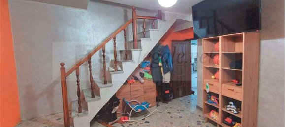 Apartamento de 5 habitaciónes en Miranda, Italy No. 278386 6