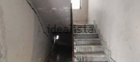 Apartamento de 3 divisões em Giugliano in Campania, Italy N.º 12916 7