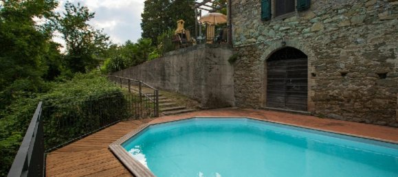 4 bedrooms Villa in Villafranca in Lunigiana, Italy No. 74 3