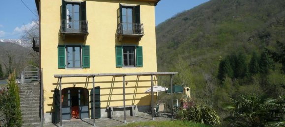 4 bedrooms Villa in Villafranca in Lunigiana, Italy No. 74 7