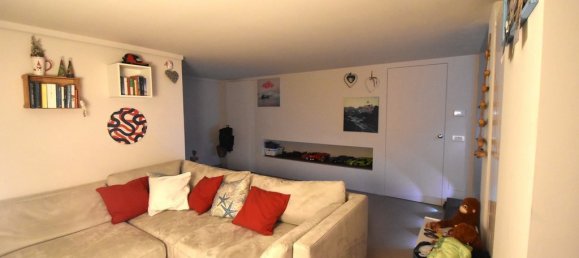 3 bedrooms House in Magenta, Italy No. 304476 48