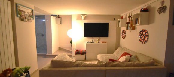 3 bedrooms House in Magenta, Italy No. 304476 45