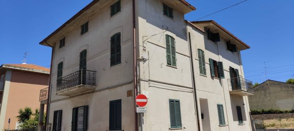 Apartamento de 4 dormitorios en Grottammare, Italy No. 266289 20