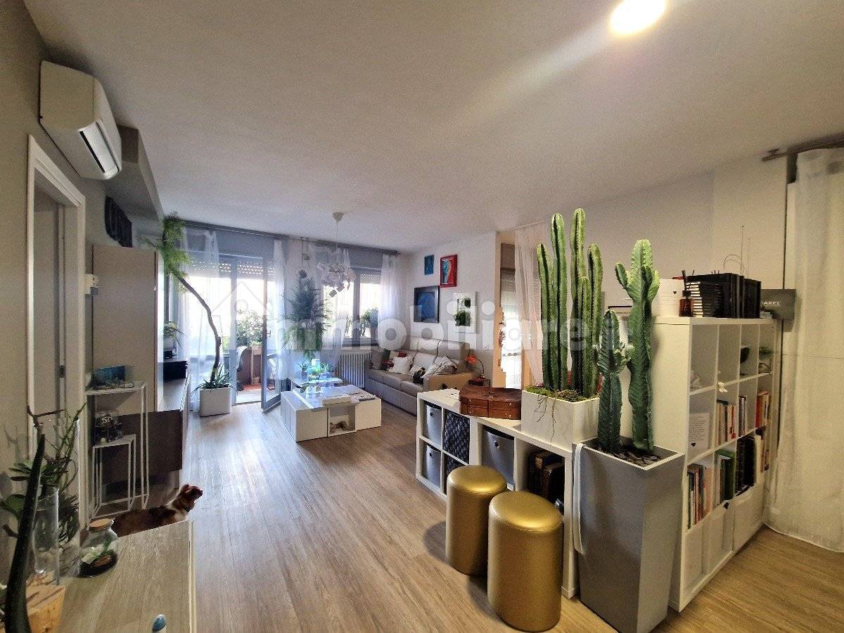 3 غرف نوم شقة في Reggio Emilia, Italy رقم 303107